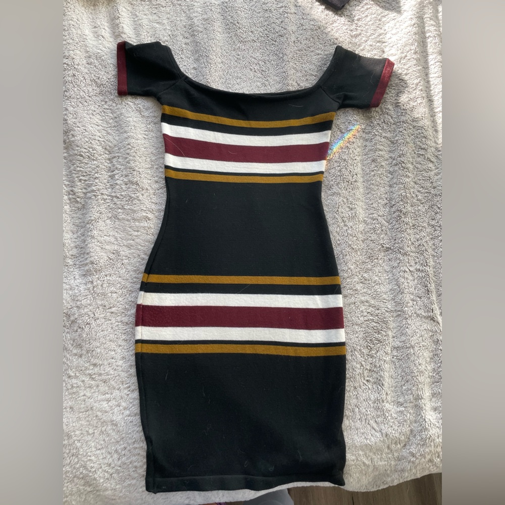 Fall colored striped body dress - Picture 3 of 4